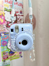 富士（FUJIFILM）instax  mini12 一次成像 立拍立得相机 mini12 绣球蓝 套餐四（官方标配+水晶壳+肩带+白边相纸10张） 实拍图