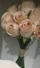 京东鲜花手捧玫瑰花束12支仿真花家居装饰摄影道具婚庆仿真假花餐桌摆件 实拍图
