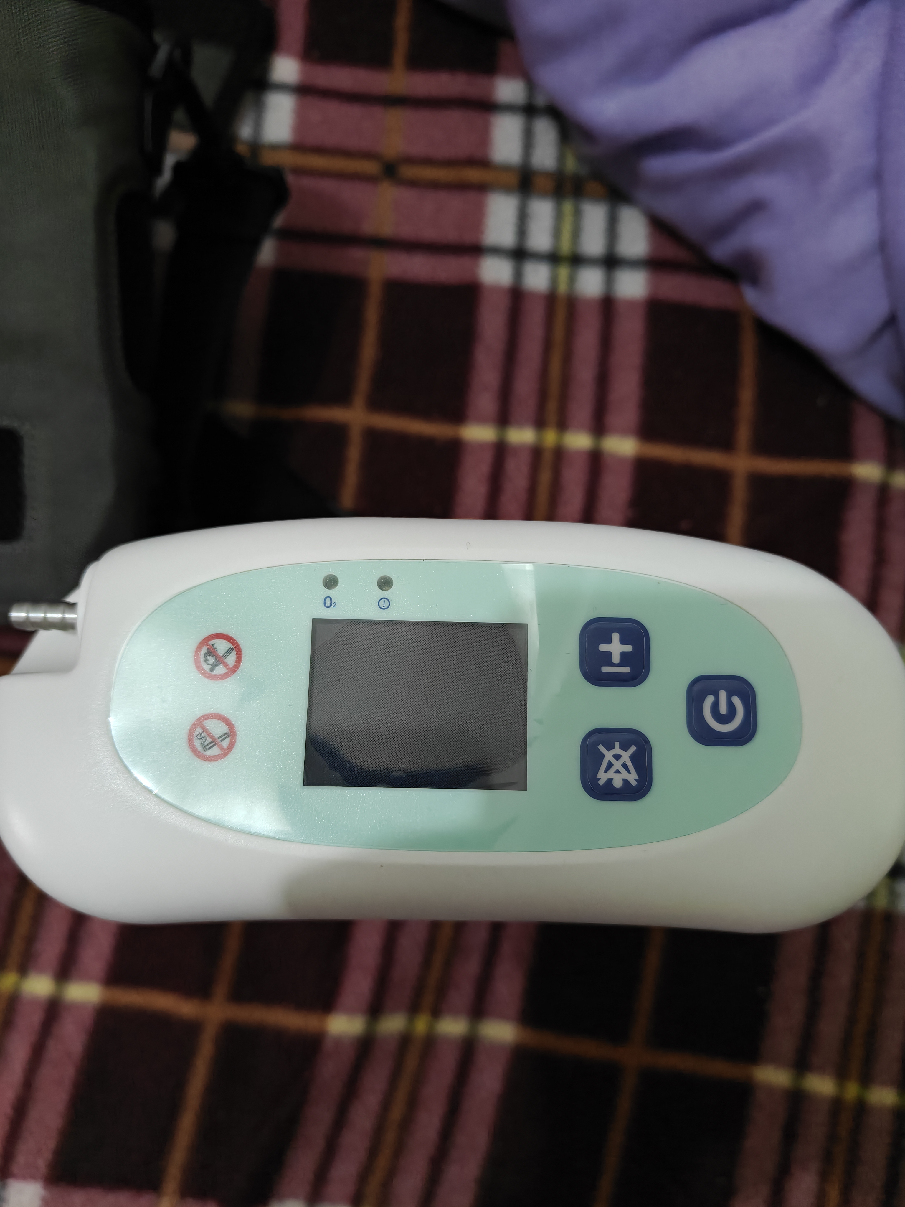 维德便携式医用制氧机家用老人氧气机高原旅游户外车载吸氧机插充电款 实拍图