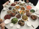 晨巢餐桌 实木岩板餐桌北欧小户型伸缩现代简约奶油风折叠饭桌椅组合 抗菌哑光纯白岩板/原木色-灵芝椅 1.35米 一桌四椅【升级四轨】 实拍图
