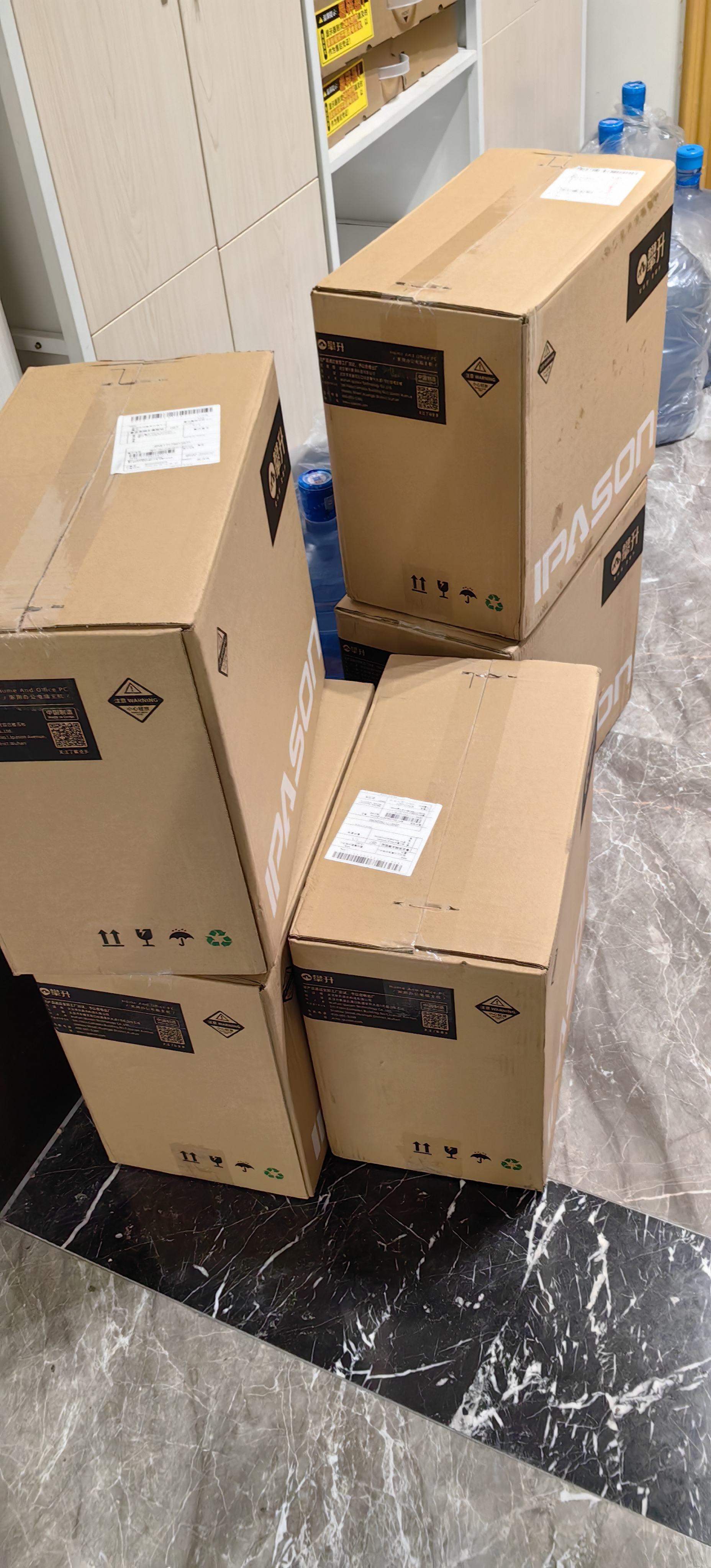 七彩虹 U7 265KF/270K plus/5070Ti显卡电竞游戏直播台式电脑主机三角洲行动全套组装diy组装电脑整机 265KF+RTX5070+1T 配置四 实拍图