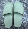 网易严选 EVA不臭脚玩趣彩虹拖鞋男女夏季浴室防滑情侣居家四季休闲 浅蓝色 37-38 女M 实拍图