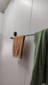 吸盘毛巾架免打孔卫生间置物架浴室毛巾杆壁挂式厕所浴巾收纳挂架 伸缩款透明黑【65-130cm】 实拍图