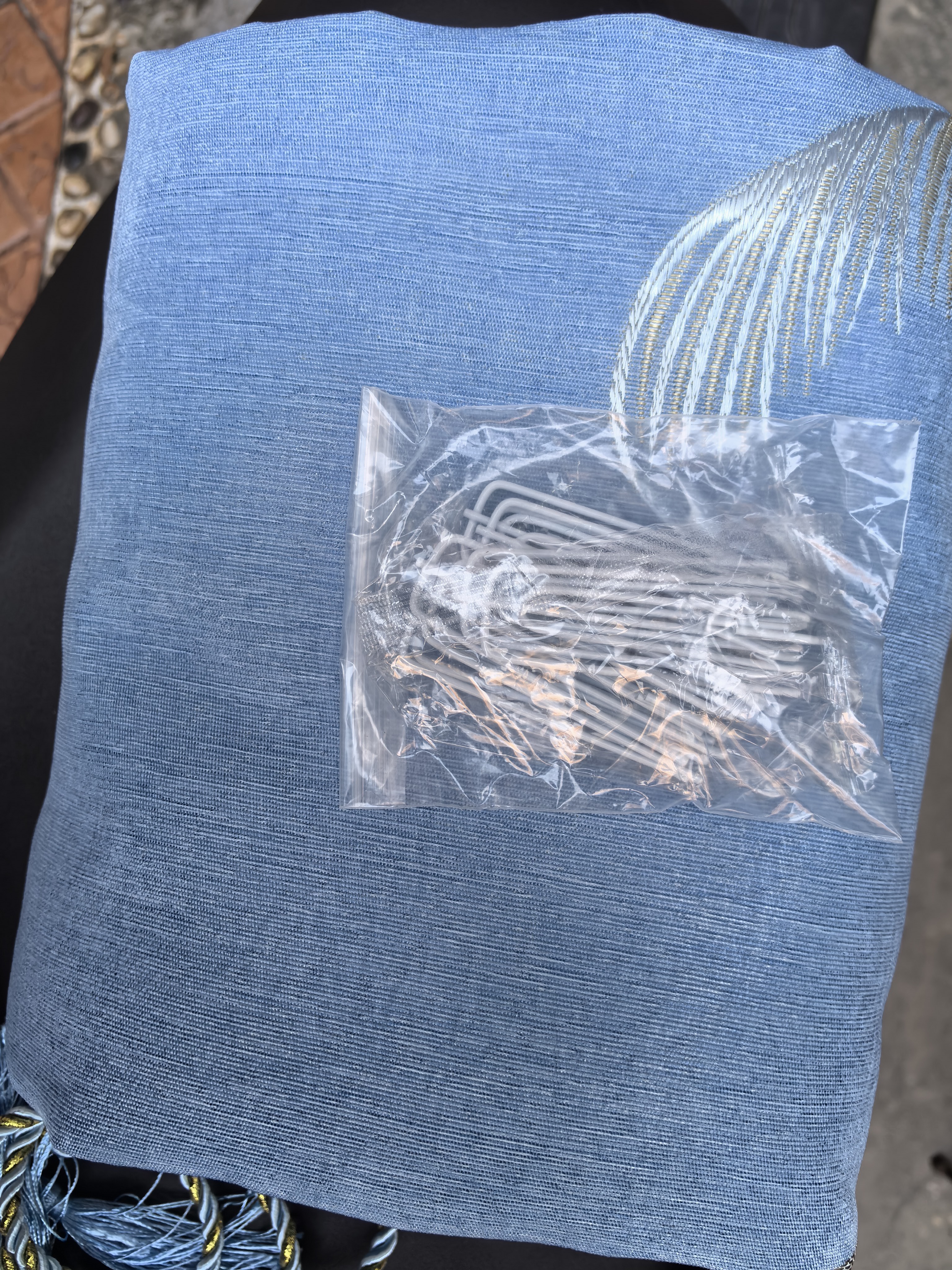 诺罗窗帘新款蓝色提花轻奢北欧简约现代客厅卧室落地窗飘窗成品遮光 芦苇蓝色布普通挂钩款 宽2米*高2米/1片 实拍图