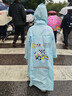 牧萌儿童雨衣带书包位男童女童加长全身学生雨披 蓝色赛车拉链款 3XL 实拍图