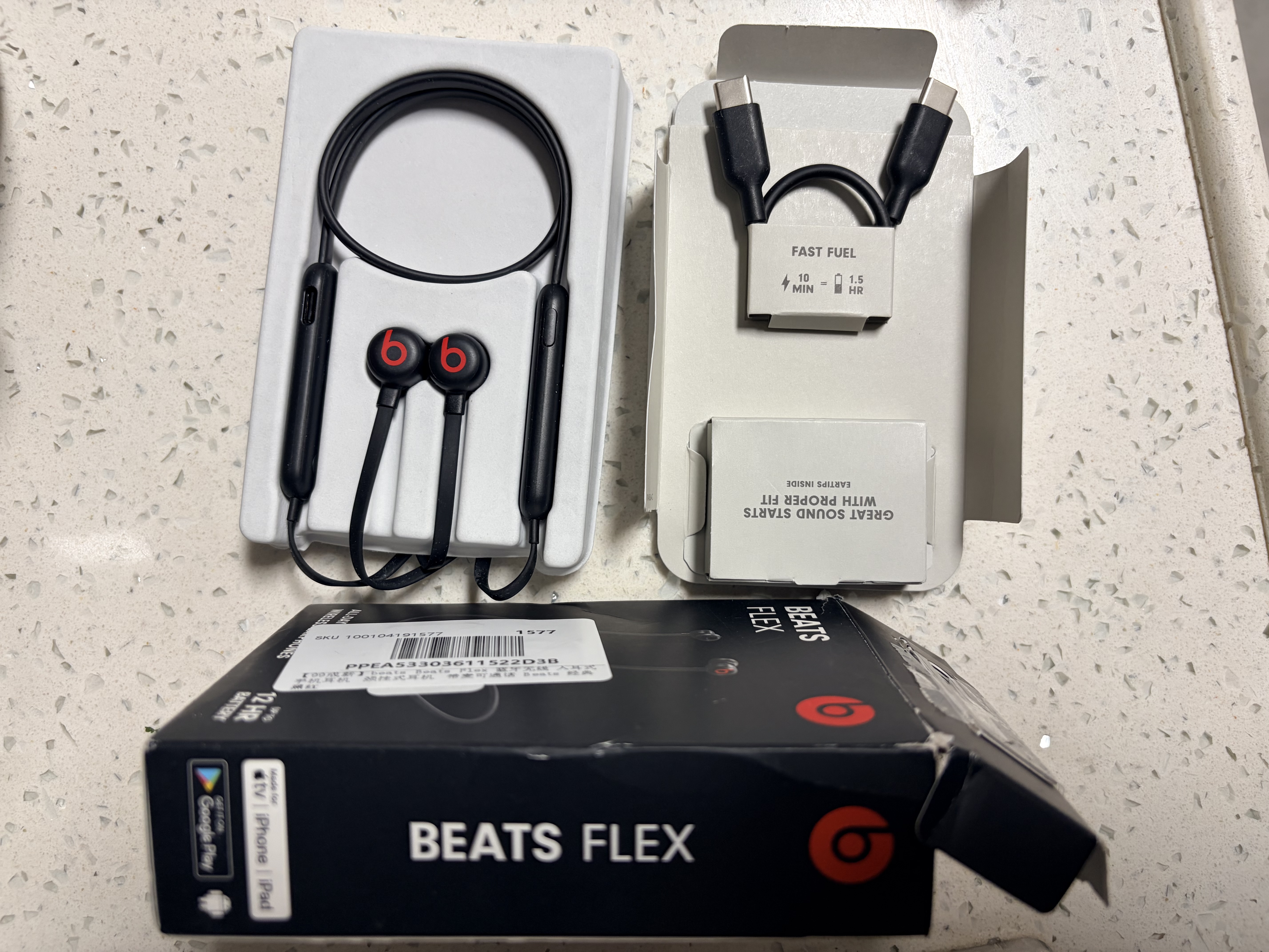 【99成新】beats Beats Flex 蓝牙无线 入耳式手机耳机 颈挂式耳机 带麦可通话 Beats 经典黑红   实拍图