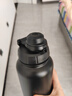 苏泊尔（SUPOR）保温杯大容量男女款316L不锈钢水杯车载运动户外水壶便携杯子 1000ml-运动黑 实拍图