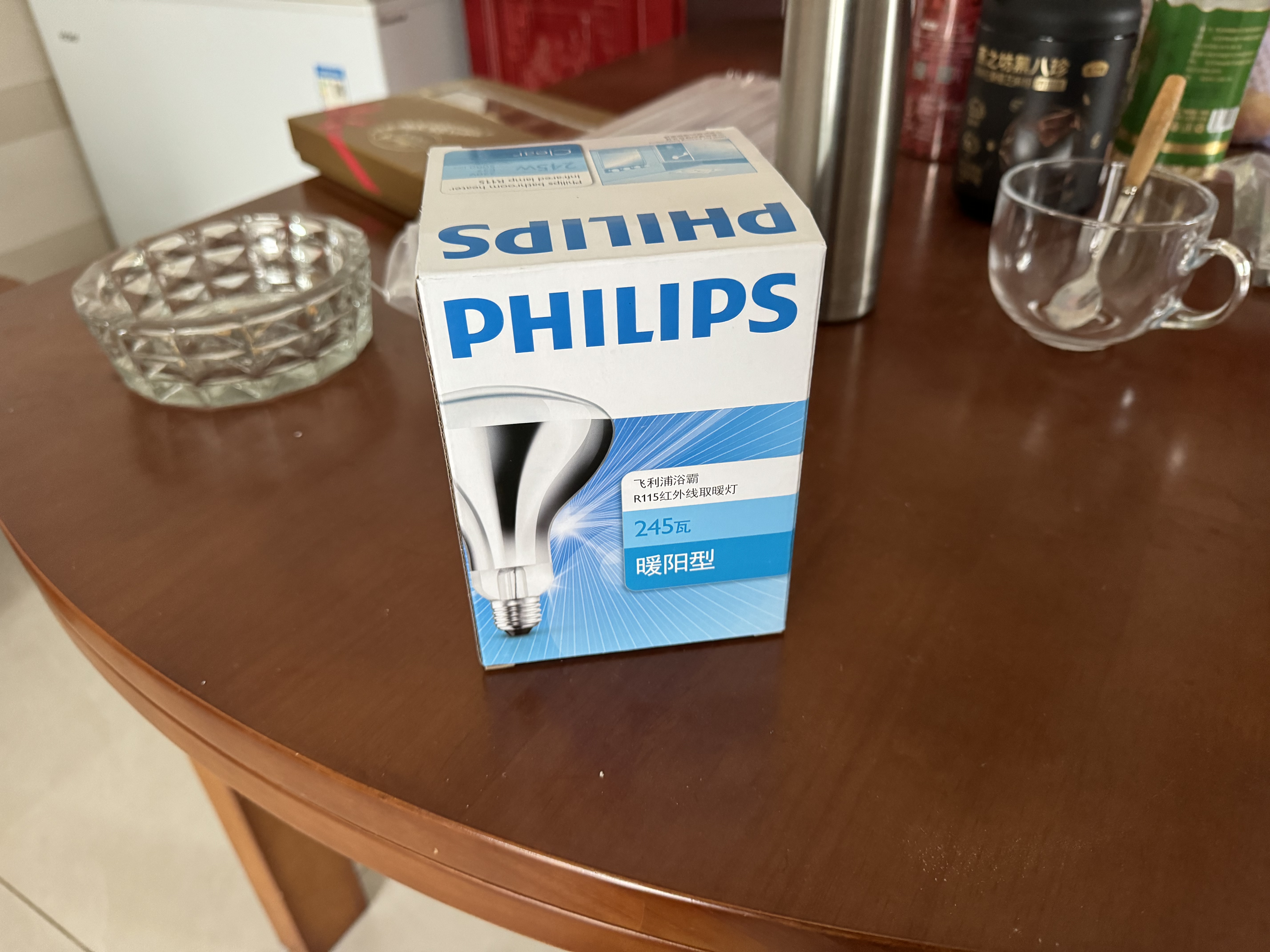 飞利浦（PHILIPS）浴霸灯泡灯暖浴霸暖阳型红外线取暖灯浴室卫生间灯泡245W E27螺口 单只装 实拍图