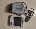 欧姆龙（OMRON）【行业销冠】电子血压计血压仪家用老人医用高精准U724J 38节礼物 实拍图