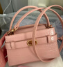 CHARLES&KEITH鳄鱼纹凯莉包手提斜挎婚包包女包生日礼物CK2-50270880-1 粉红色Pink S 实拍图