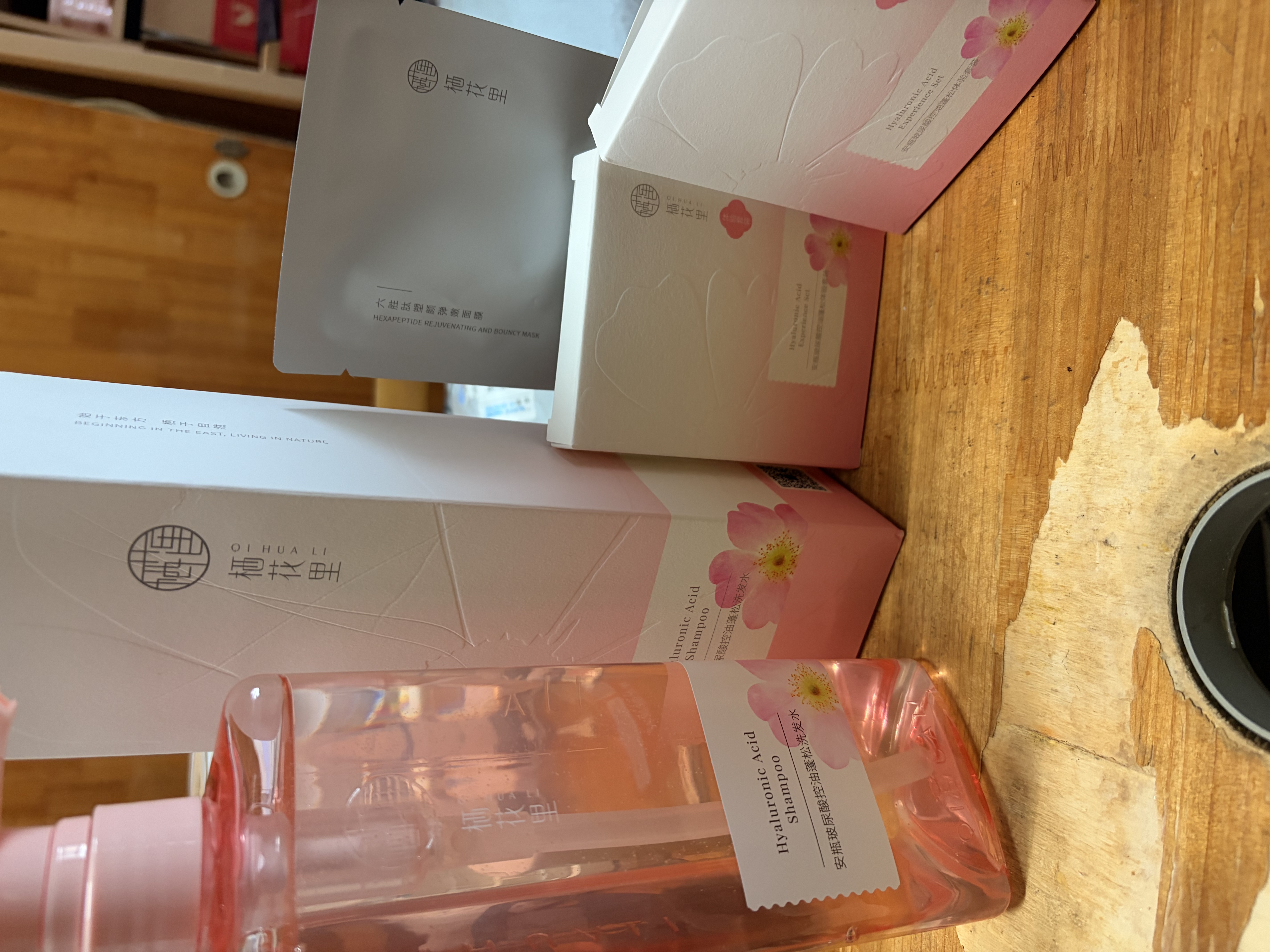 栖花里洗发水发膜 轻素植物修护/玻尿酸控油/生姜洗护洋甘菊去屑套装 玻尿酸控油蓬松洗发水500g 实拍图