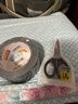 得力（deli）强力布基胶带 48mm*20m*230μm单卷耐磨防水易手撕 地毯固定管道密封 窗户挡风买一送一 黑色52003 实拍图