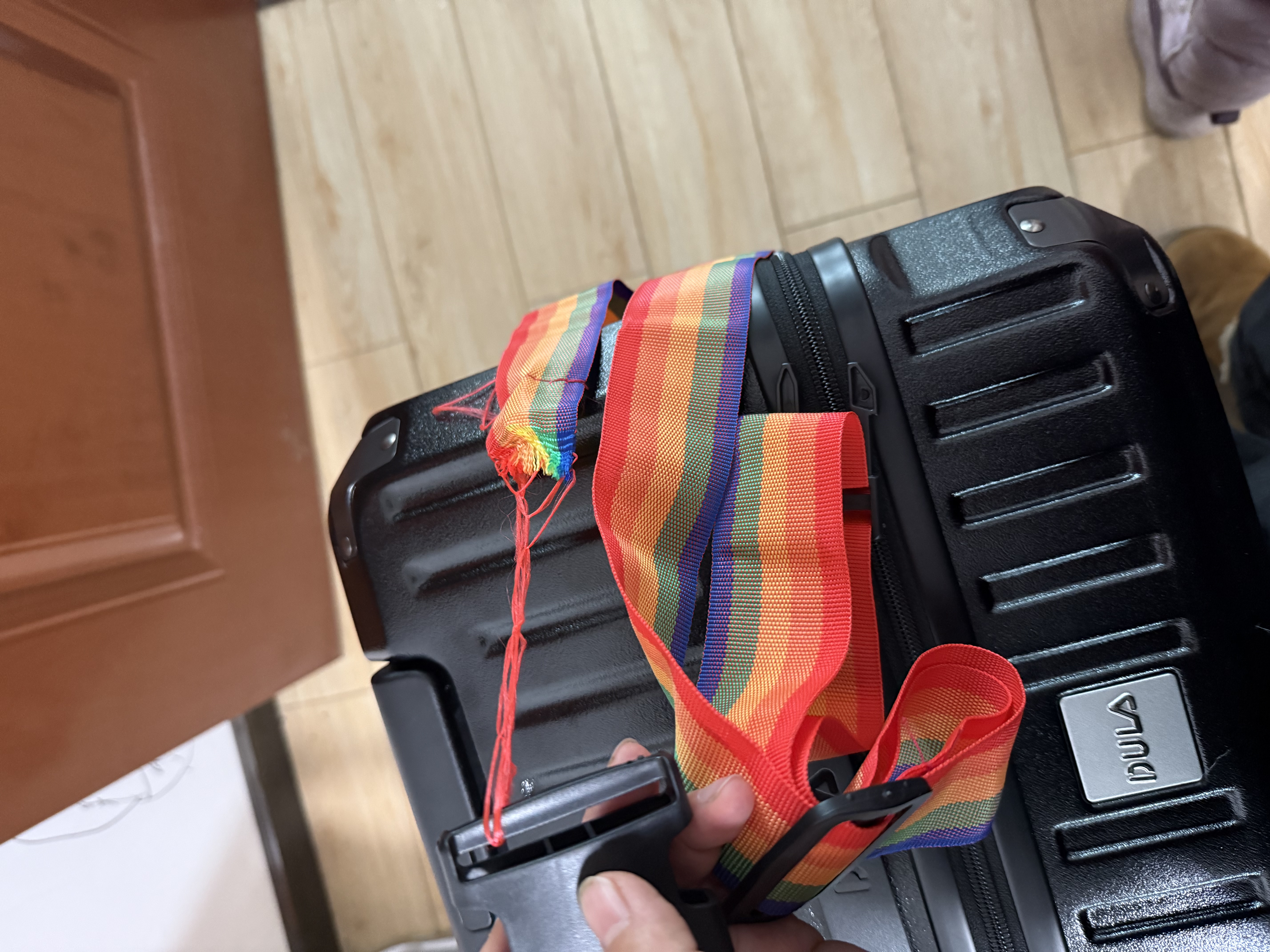DULA五轮大容量行李箱杯架旅行箱充电拉杆箱密码箱子耀夜黑28英寸 实拍图