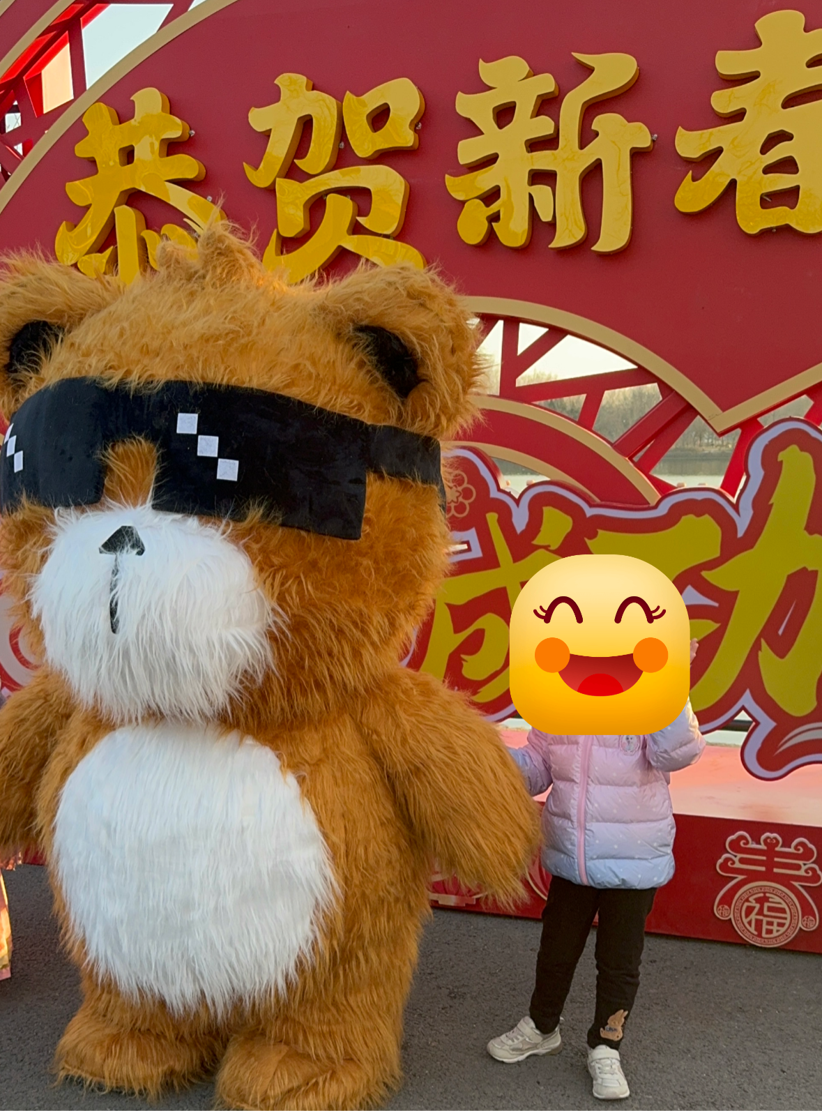 迪士尼儿童羽绒服外套秋冬女童轻薄连帽宝宝短款大童白鸭绒V418粉蓝140 实拍图