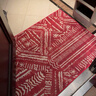 欧纶斯（Oulens）新年地垫脚垫卧室入户门垫浴室卫生间厕所厨房客厅地毯可水洗裁剪 印第安Red 120cm*80cm 【床边毯丨平绒款】 实拍图