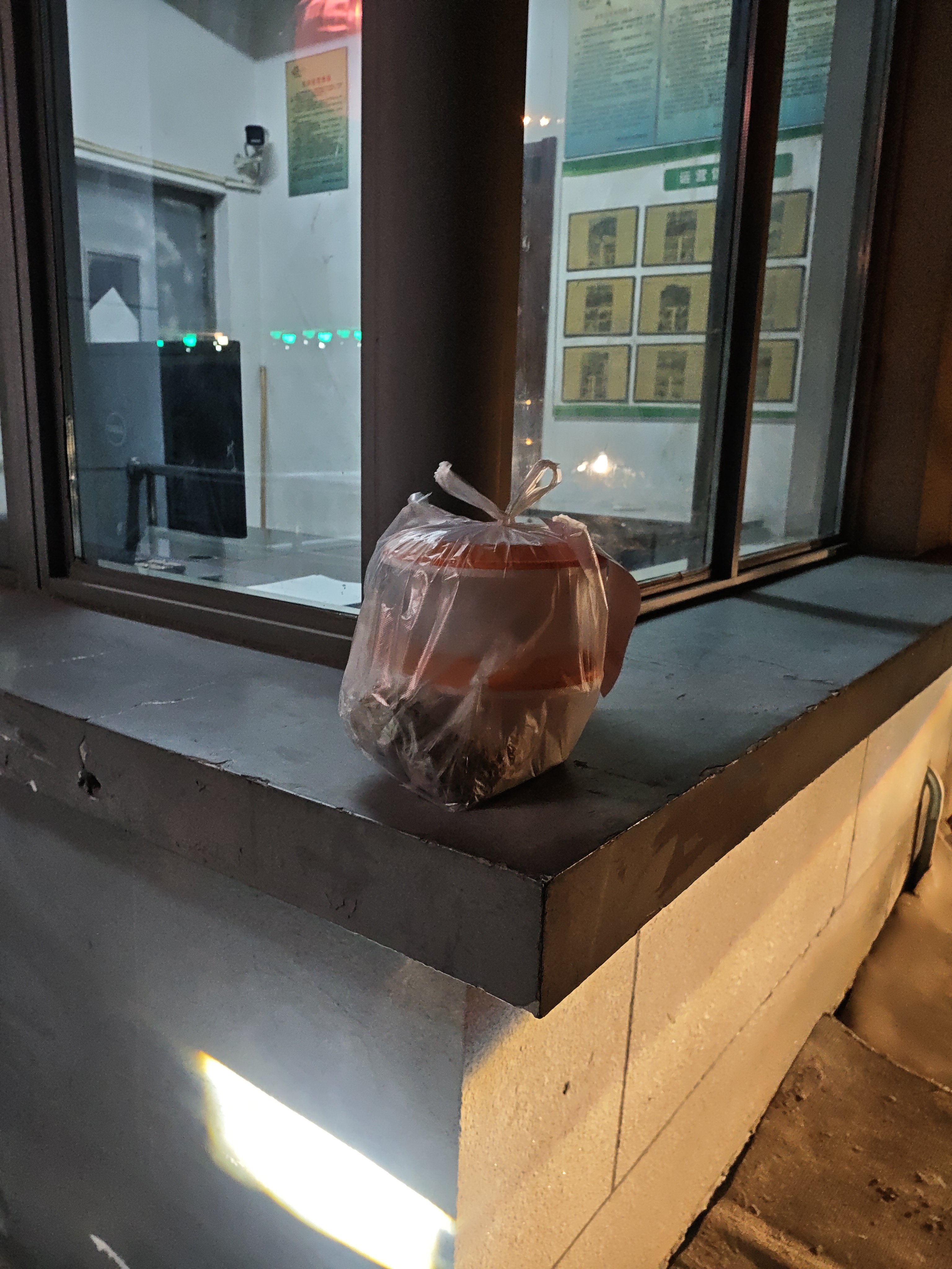 鸭鸭【高充绒】反季羽绒服男士短款加厚面包服冬季新款防寒保暖外套 黑色 【197-255g充绒】 L 【建议125-150斤】 实拍图
