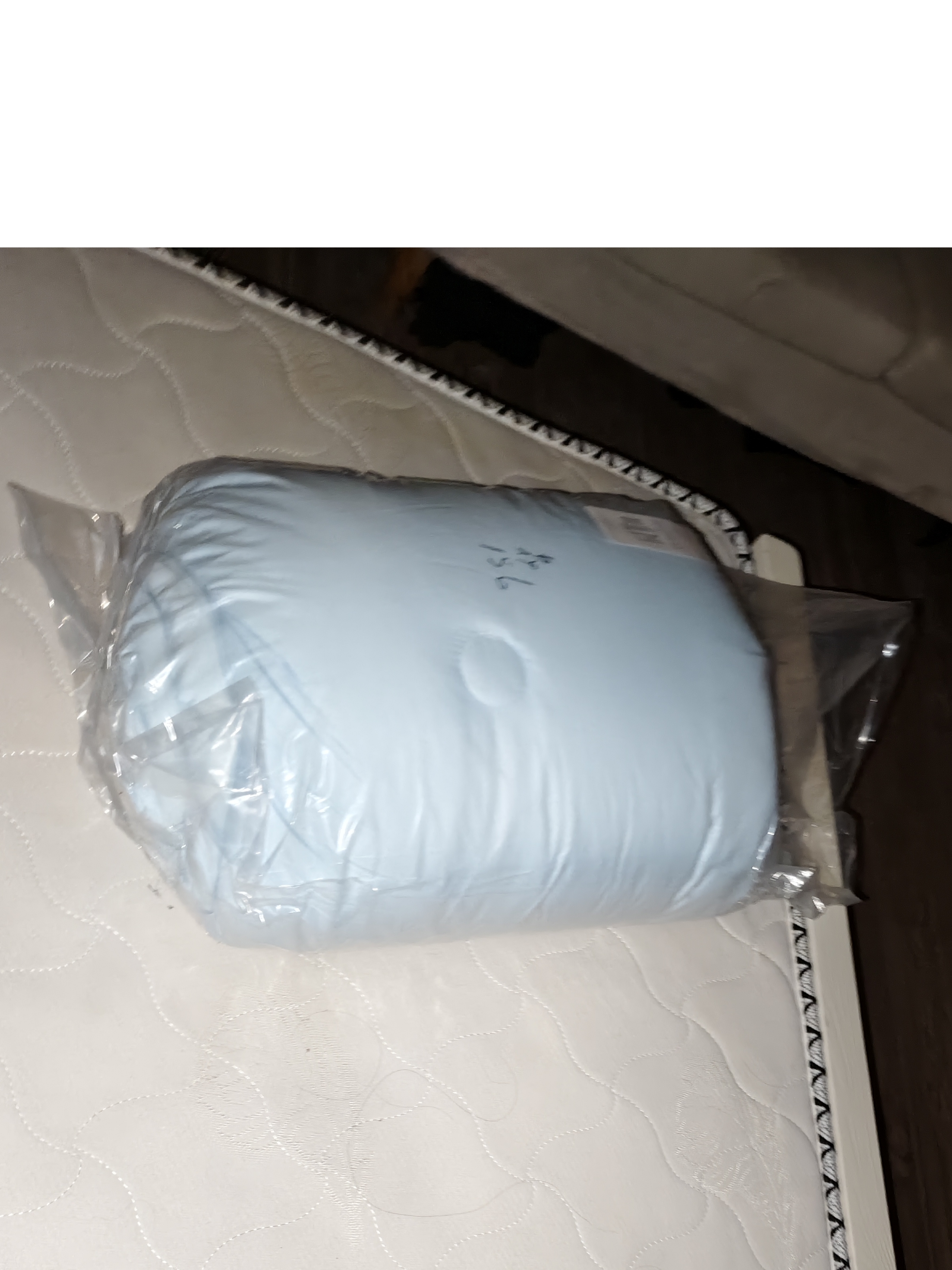 南极人（Nanjiren）正宗新疆棉被芯被子春秋被子四季通用3-4斤宿舍单人秋冬棉花被褥 蓝灰拼白【真A类-新疆棉花填充】 150cmx200cm-春秋被【约重4斤】 实拍图