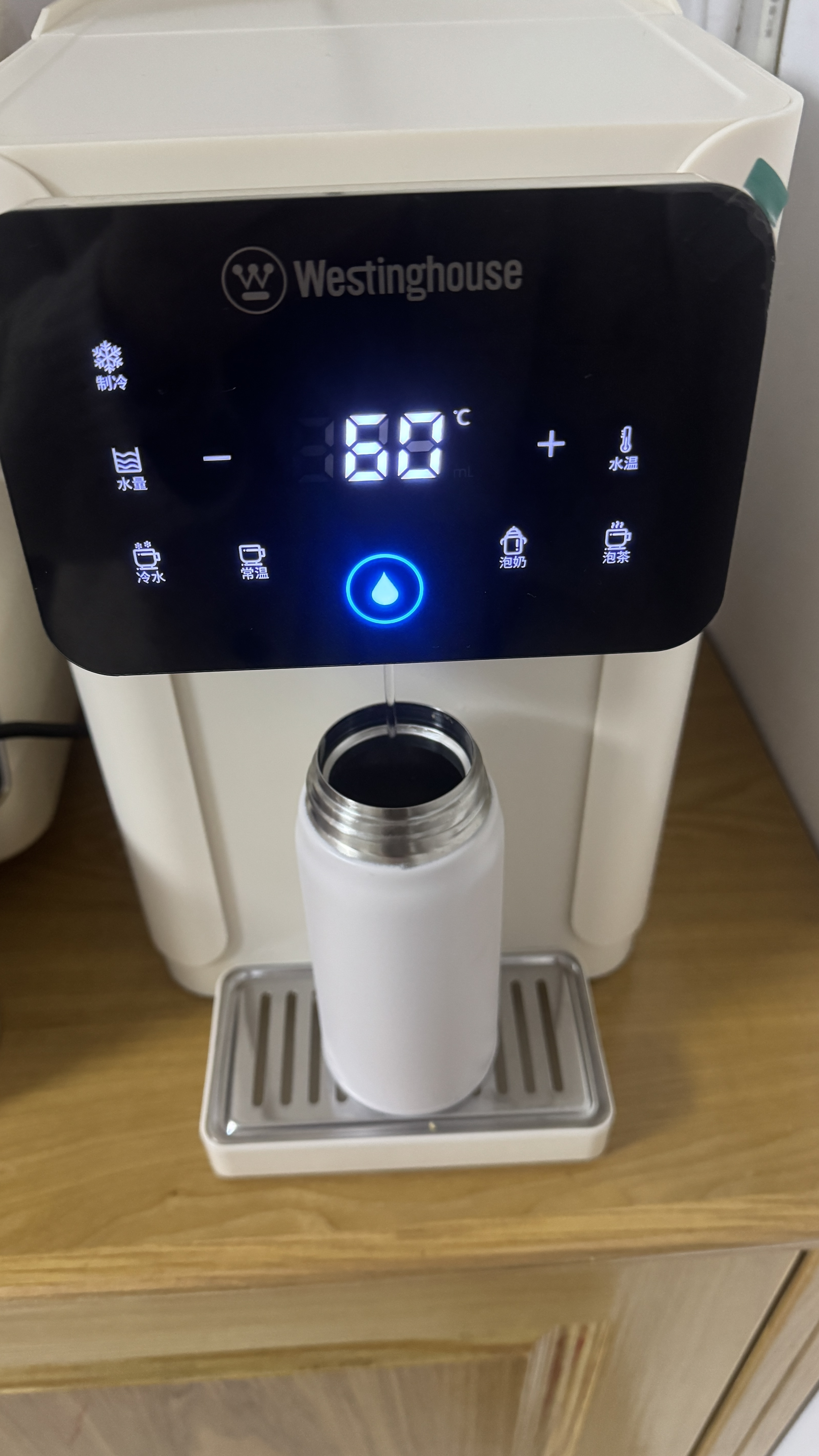 西屋（Westinghouse）即热式饮水机 曼哈顿台式小型饮水机家用 制冰水冷热含有钛不锈钢水箱办公室客厅免安装恒温直饮机 曼哈顿WFH40-W2S 即热制冷型 实拍图