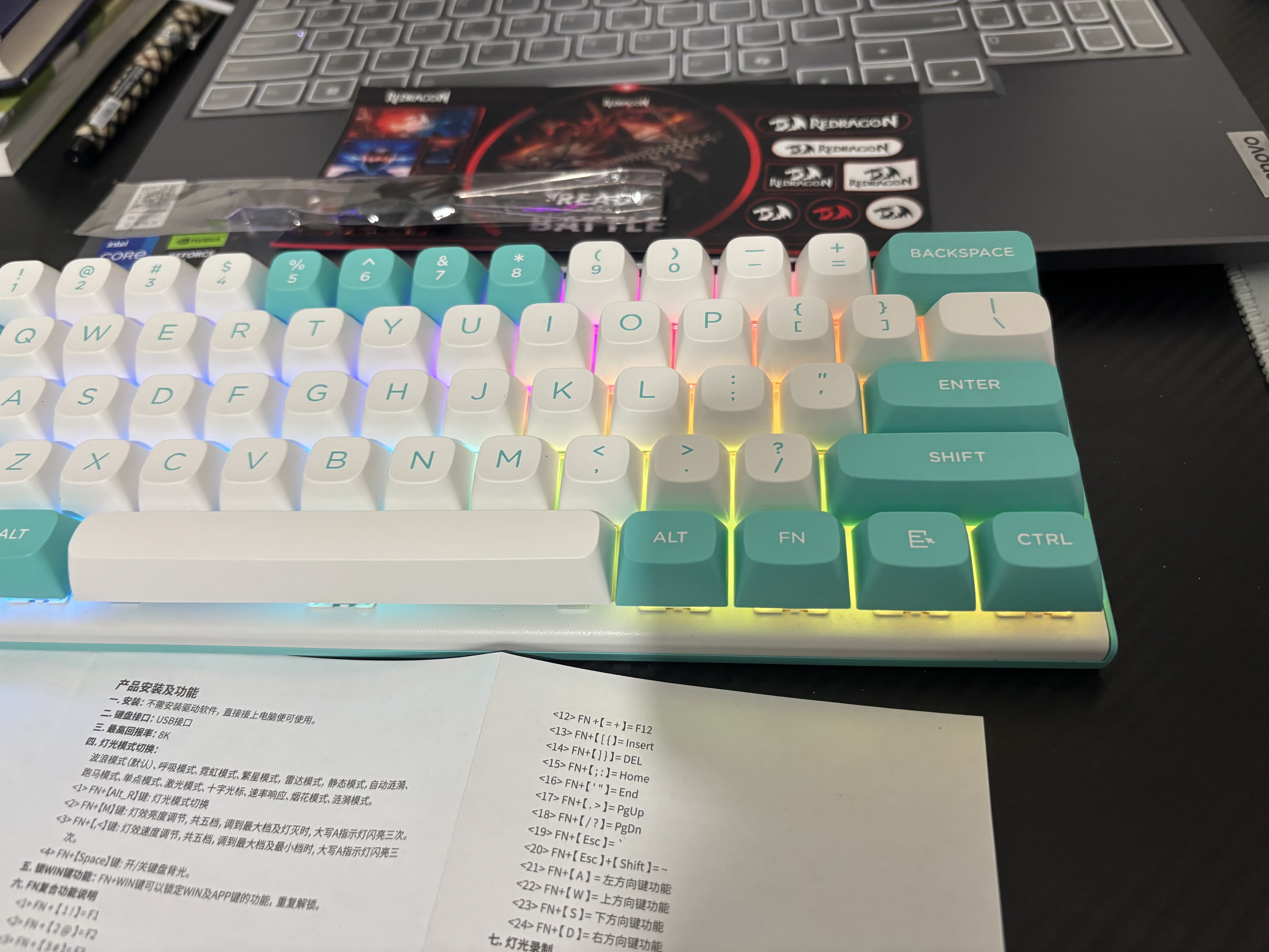 红龙（REDRAGON）M61有线磁轴机械键盘 8K回报率 RT键盘 可调节键程 RGB背光 61键电竞游戏键盘 实拍图