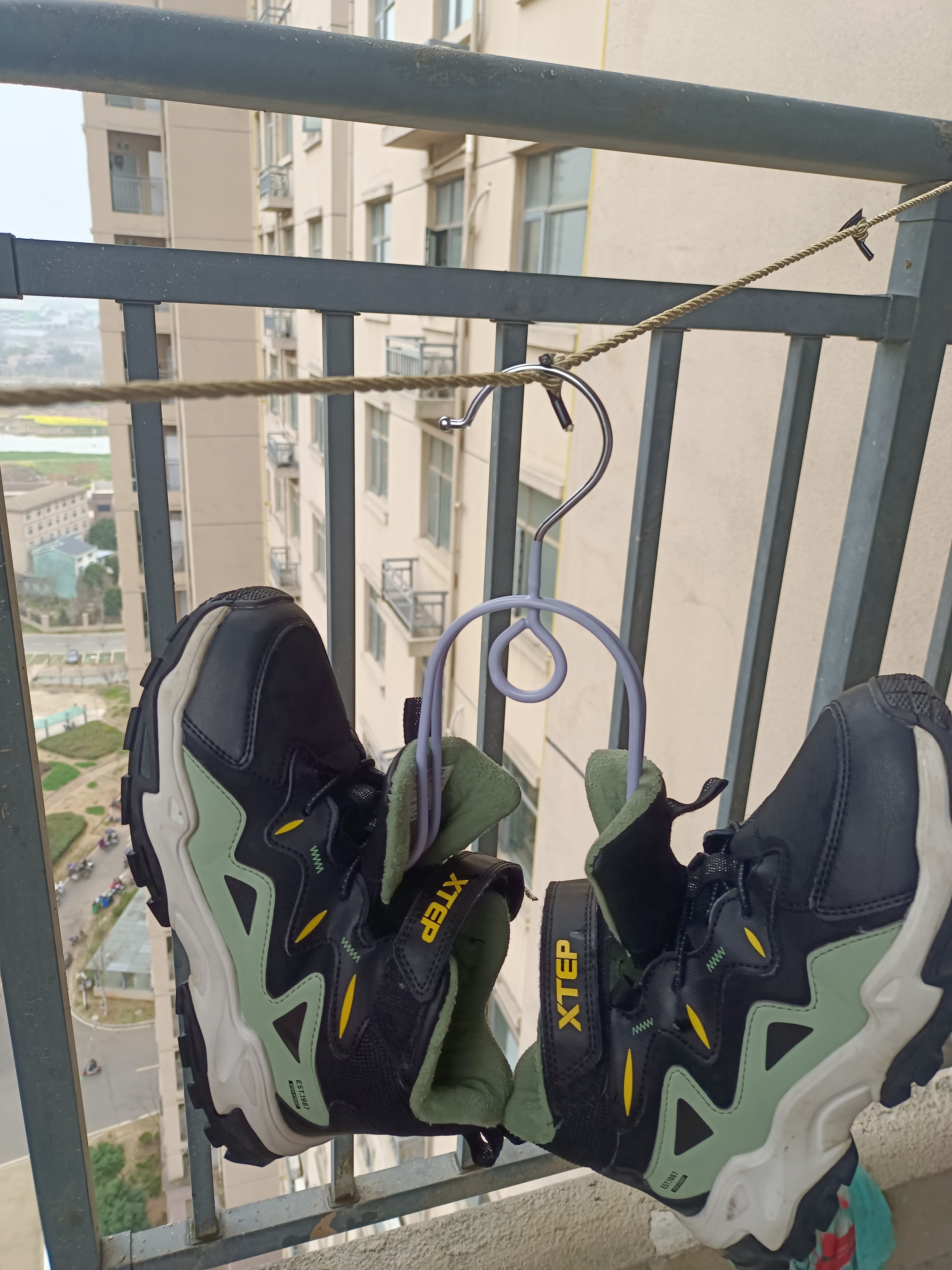 京佳宜晾鞋架晒鞋神器阳台收纳挂凉鞋架子家用晾晒挂鞋钩衣架晒鞋架室外 实拍图