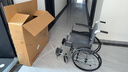 鱼跃(yuwell)轮椅车H051折叠老人轻便旅行手推车钢管免充气胎代步车 实拍图