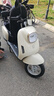 绿源（Luyuan）电动摩托车M7U74公里长续航60V5块铅酸电池大动力1000W电机电瓶车代步通勤女性孩生士奶油白 实拍图