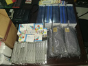 得力（deli）【热门商品】按动学生中性笔 0.5mmST笔头签字笔办公学生走珠笔 黑色5支/盒 SA575 实拍图
