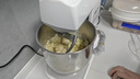 乔立7600厨师机家用和面机商用揉面全自动多功能搅面奶油机6.9L 【白色】机械标配版（单层把桶） 6.9L 实拍图