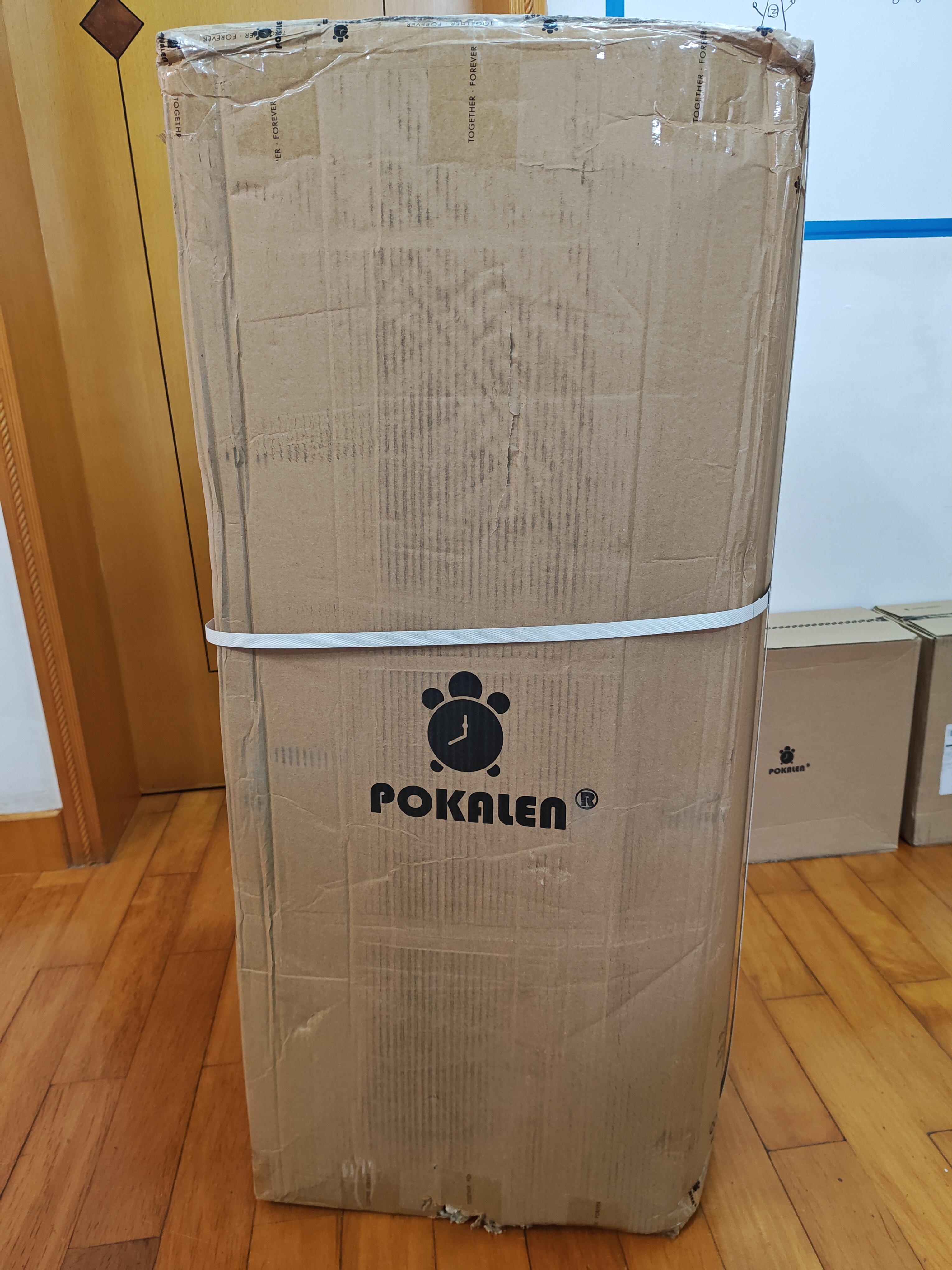 POKALEN泰国乳胶床垫 原装进口天然有机橡胶垫双人席梦思床垫 尺寸可定制 10cm厚—100D适中偏硬 180*200cm（配天丝床套） 实拍图