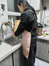 光多拉防水围裙厨房防油污家用做饭无袖工作服男士女士通用家务清洁粉色 实拍图