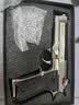 新款高端AQK-1911黄河玩具发射器CS装备手炝快拆空挂玩具收藏模型 高定AQK92F (钨钢色) 标配 实拍图