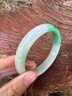 冰糯种阳绿正品翡翠手镯子老坑飘绿正圈冰种果绿礼品女款玉手镯子 56号 实拍图