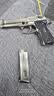 新款高端AQK-1911黄河玩具发射器CS装备手炝快拆空挂玩具收藏模型 高定AQK92F (钨钢色) 标配 实拍图