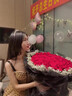 来一客鲜花速递99朵红玫瑰花束生日礼物表白送女友全国同城配送 99朵红玫瑰女神款 实拍图