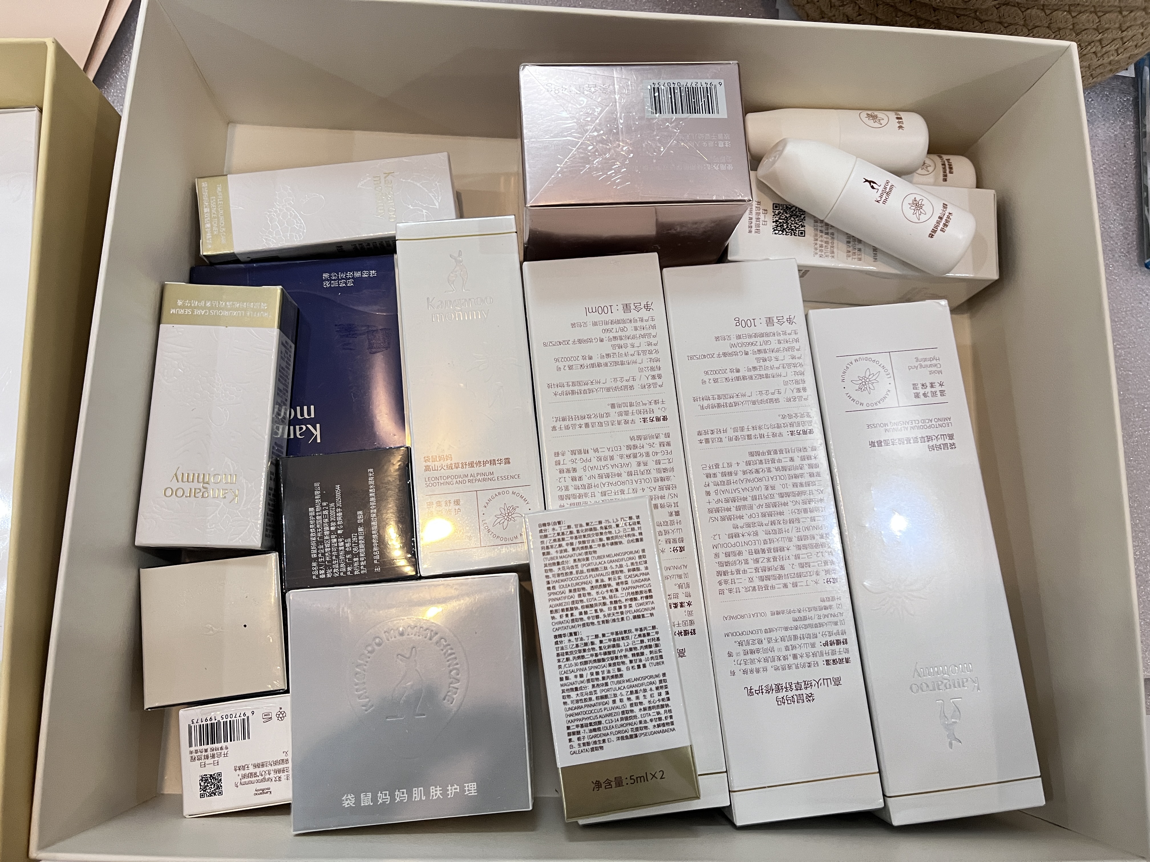 袋鼠妈妈护肤品抗皱紧致黑白松露3件套+户外高倍防紫外线防晒霜50g组合 实拍图