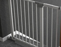 呵花楼梯口护栏婴儿童安全门栏围阳台栏杆宠物宝宝犬狗狗栅栏门免打孔 适用宽度 76-83cm 高76cm栏杆间隙 实拍图