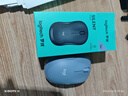罗技（Logitech）M221 轻音鼠标 无线鼠标 办公鼠标 对称鼠标 带无线微型接收器 雾霭蓝 实拍图