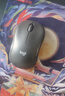 罗技（Logitech）M220 轻音鼠标 无线鼠标 办公鼠标 对称鼠标 带无线微型接收器 灰黑色 实拍图