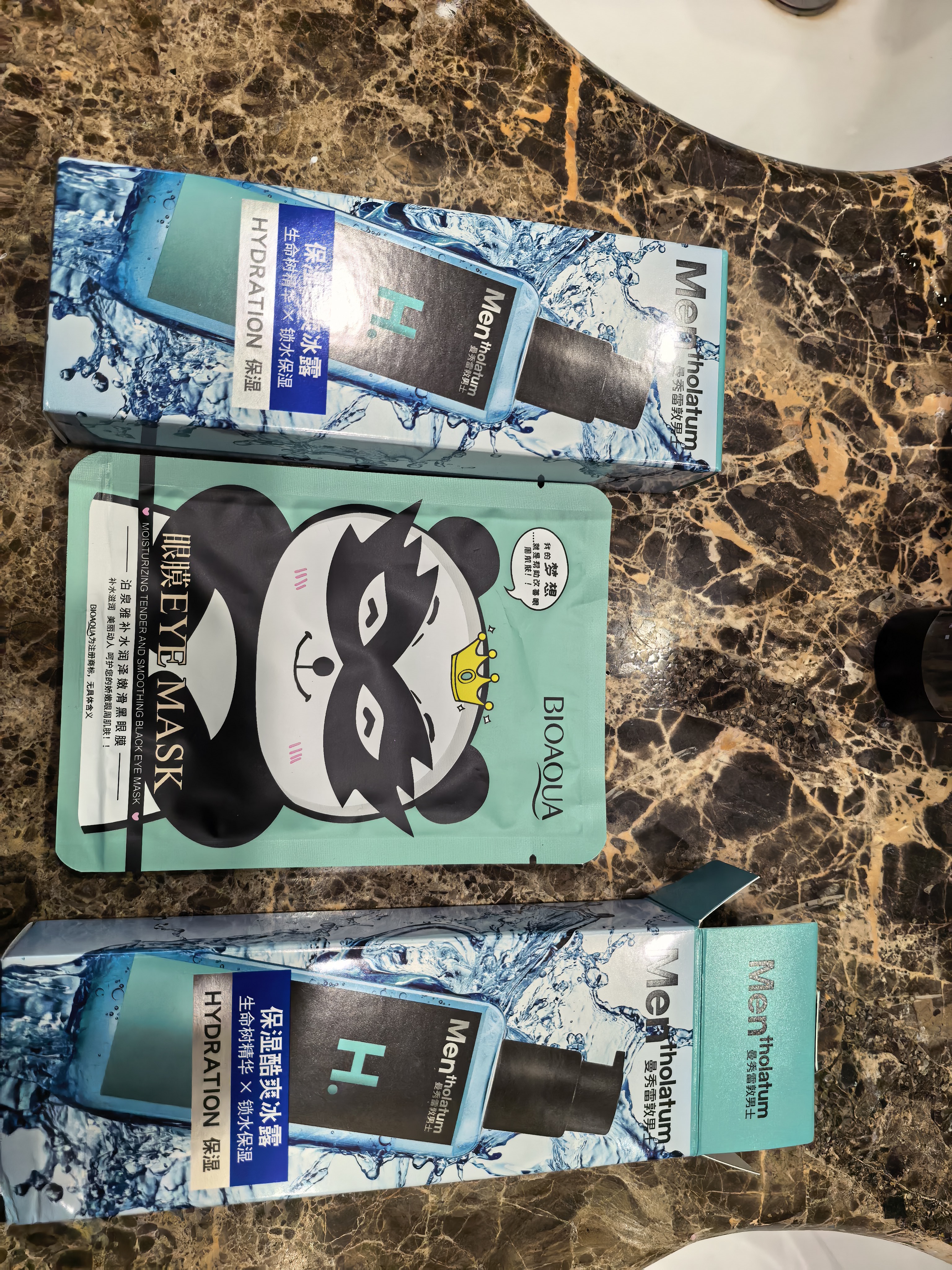 曼秀雷敦（Mentholatum） 男士爽肤水滋润补水保湿控油护肤品啫喱须后水男健康水不油腻 酷爽冰露145ml*2+赠眼膜 实拍图