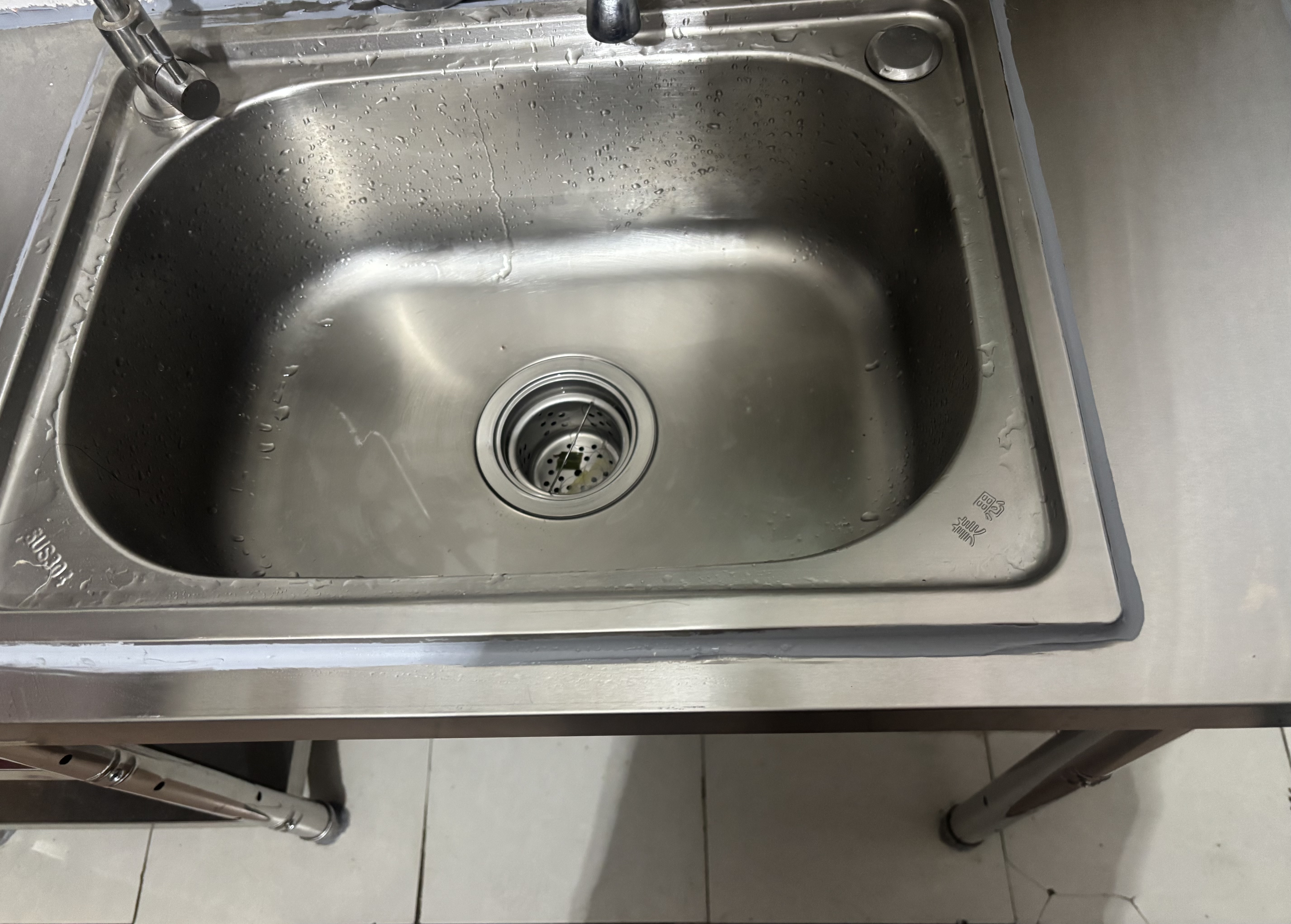 庄子然不锈钢水槽厨房灶台架带水槽厨房洗菜盆带支架水槽柜一体式工作台 加厚不锈钢长120宽40高80三层 实拍图
