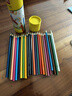 得力（deli）24色油性彩铅原木六角杆彩色铅笔学生绘画涂色艺术写生手绘儿童画笔筒装女孩儿童礼物HM455-24 实拍图