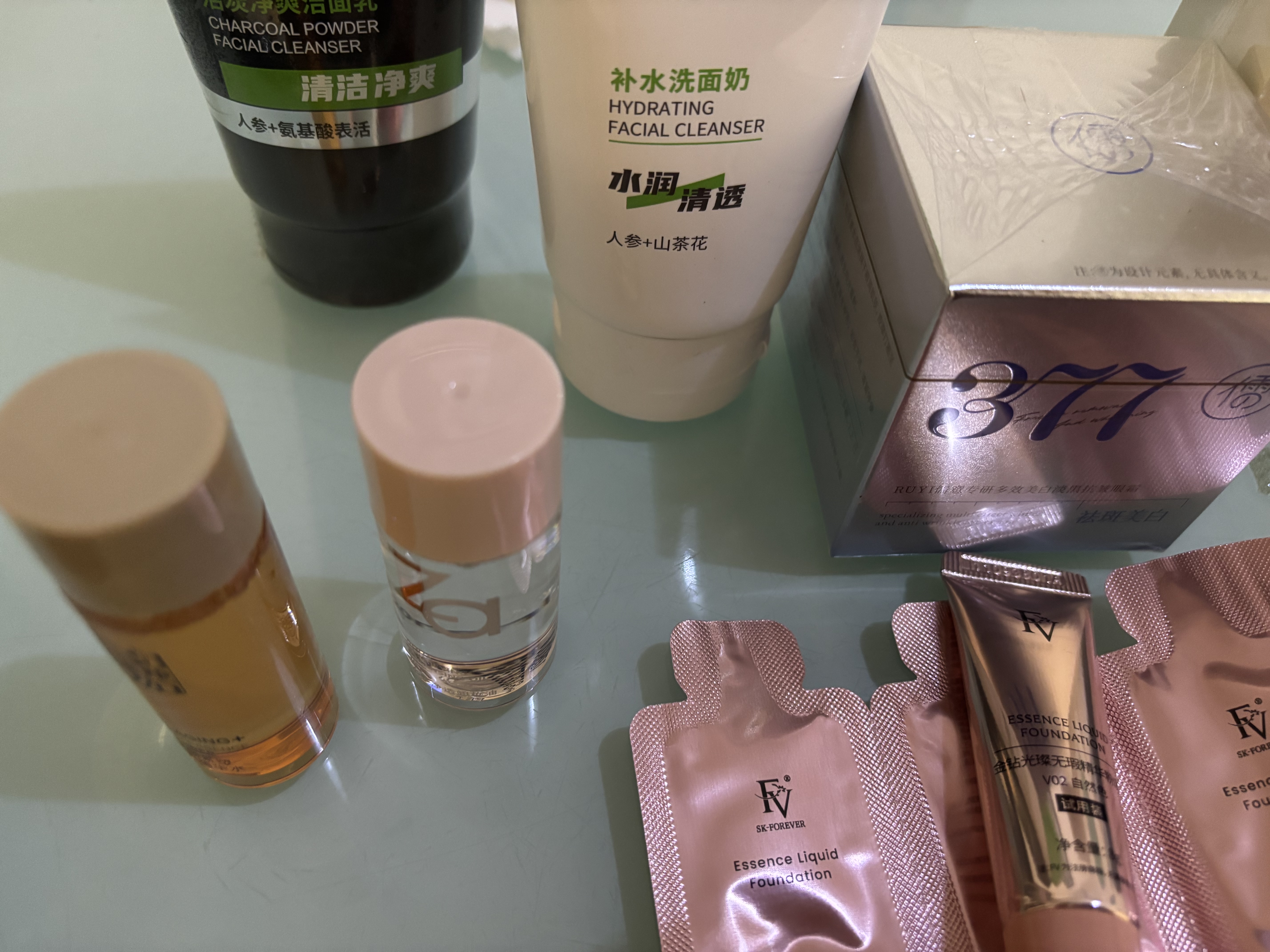名创优品（MINISO）持妆卷翘睫毛膏定型防水防汗不晕染生日礼物女 黑色（新配方） 实拍图