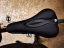 洛克兄弟 自行车坐垫套硅胶加厚加宽座垫山地车座套骑行装备配件 黑色大号(28*17 大多数合适) 实拍图