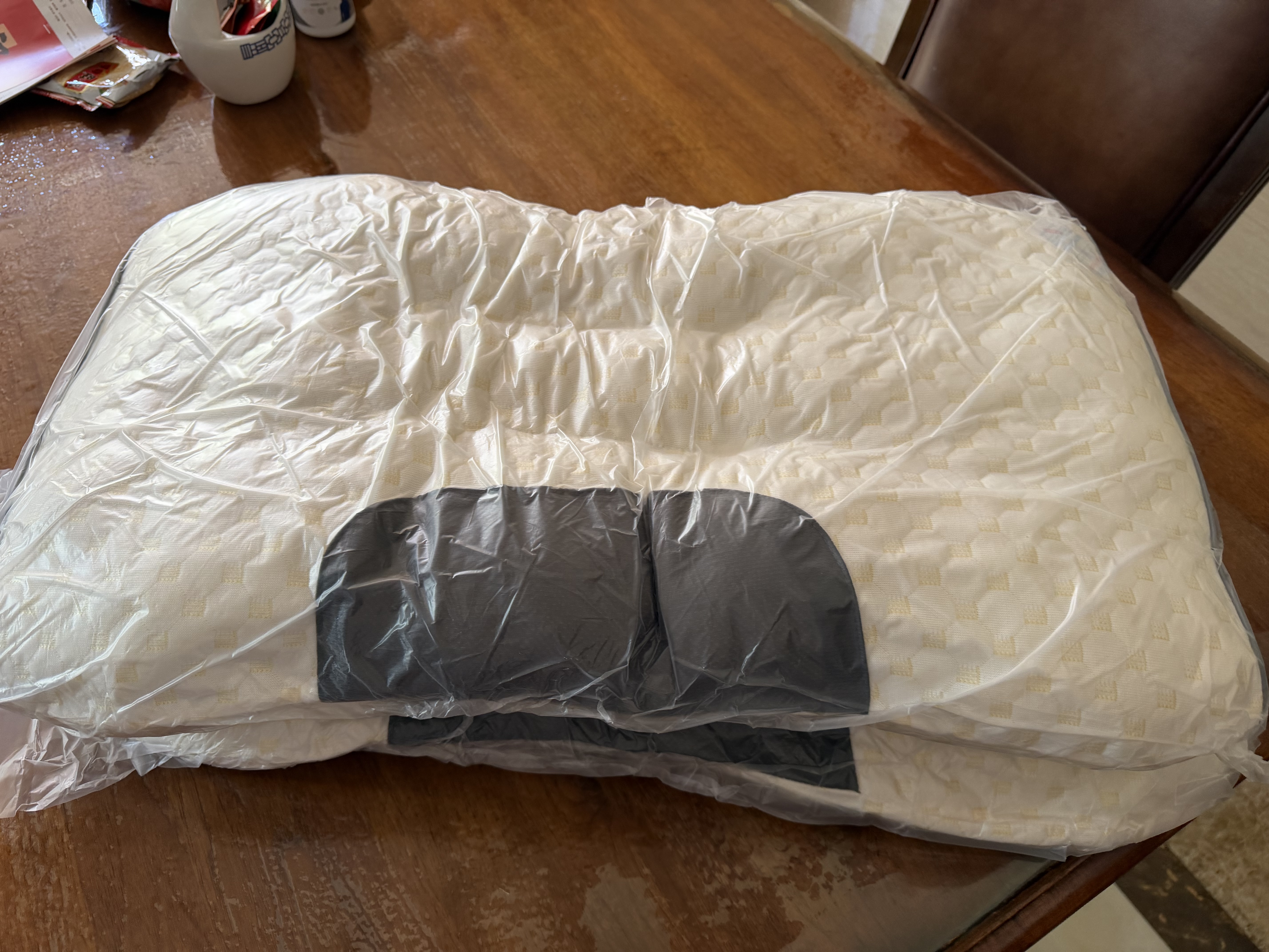 浪莎枕头深度睡眠SPA按摩护颈枕芯颈椎枕不塌陷一对装家用宿舍成人枕 针织棉水立方SPA低枕 48cm x74cm【单只装】 实拍图