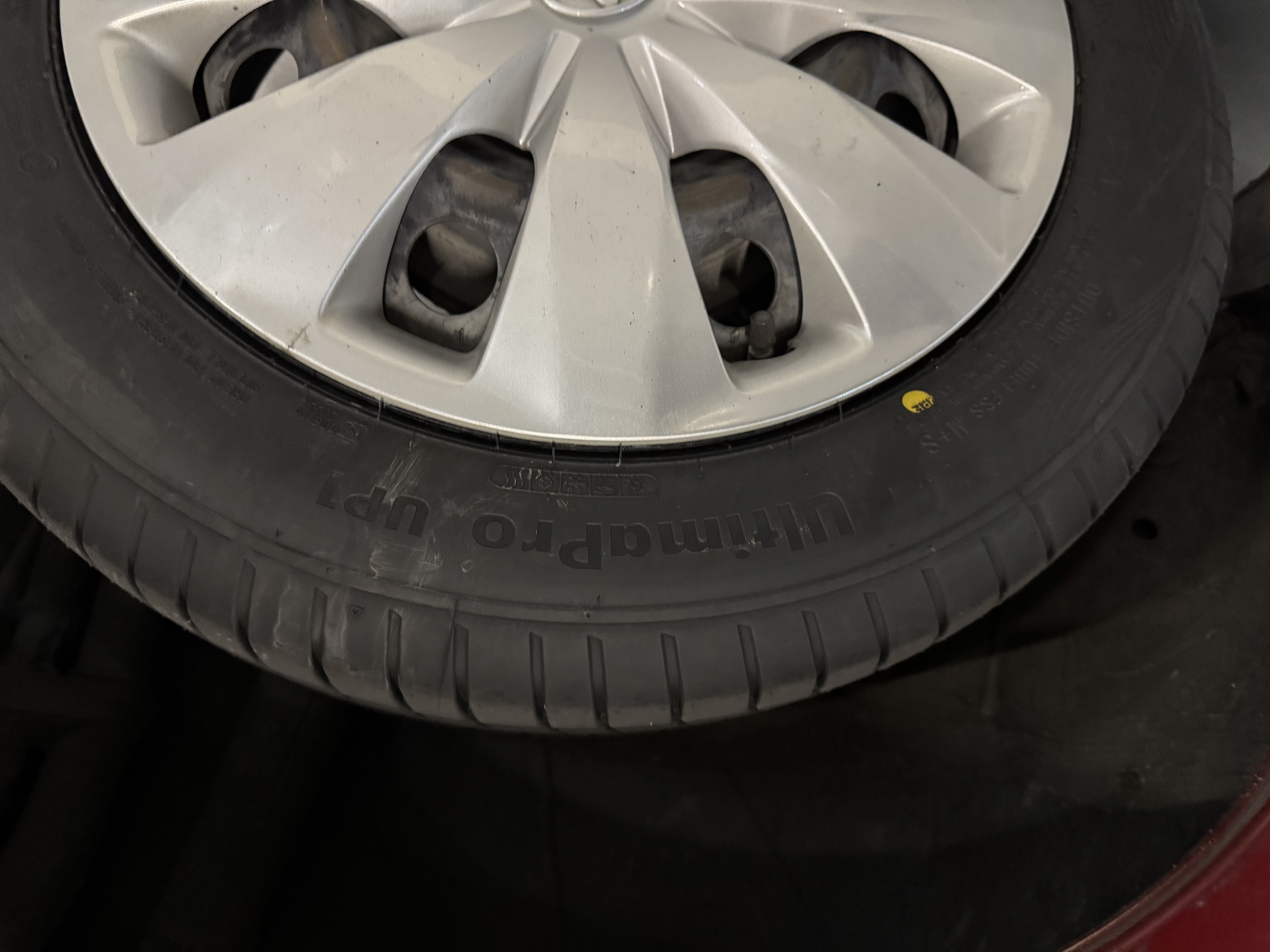 DELMAX德意汽车轮胎185/60R15 88H 适配桑塔纳/飞度/东风飞跃 实拍图