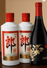 郎酒【裕见经典】郎牌郎酒 53度 500mL*2+干红 750mL*1 礼盒装 年货 实拍图