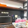 木亦凡实木电脑桌洞洞板书桌书架一体办公桌置物架书桌学生专用卧室桌子 【金橡色+黑架】三层书架+洞洞板 80x60x178cm+送洞洞板20件套 实拍图