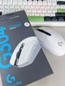罗技（G）G304 LIGHTSPEED无线鼠标 游戏鼠标 轻质便携 绝地求生FPS鼠标英雄联盟LOL吃鸡 生日礼物 白色 实拍图