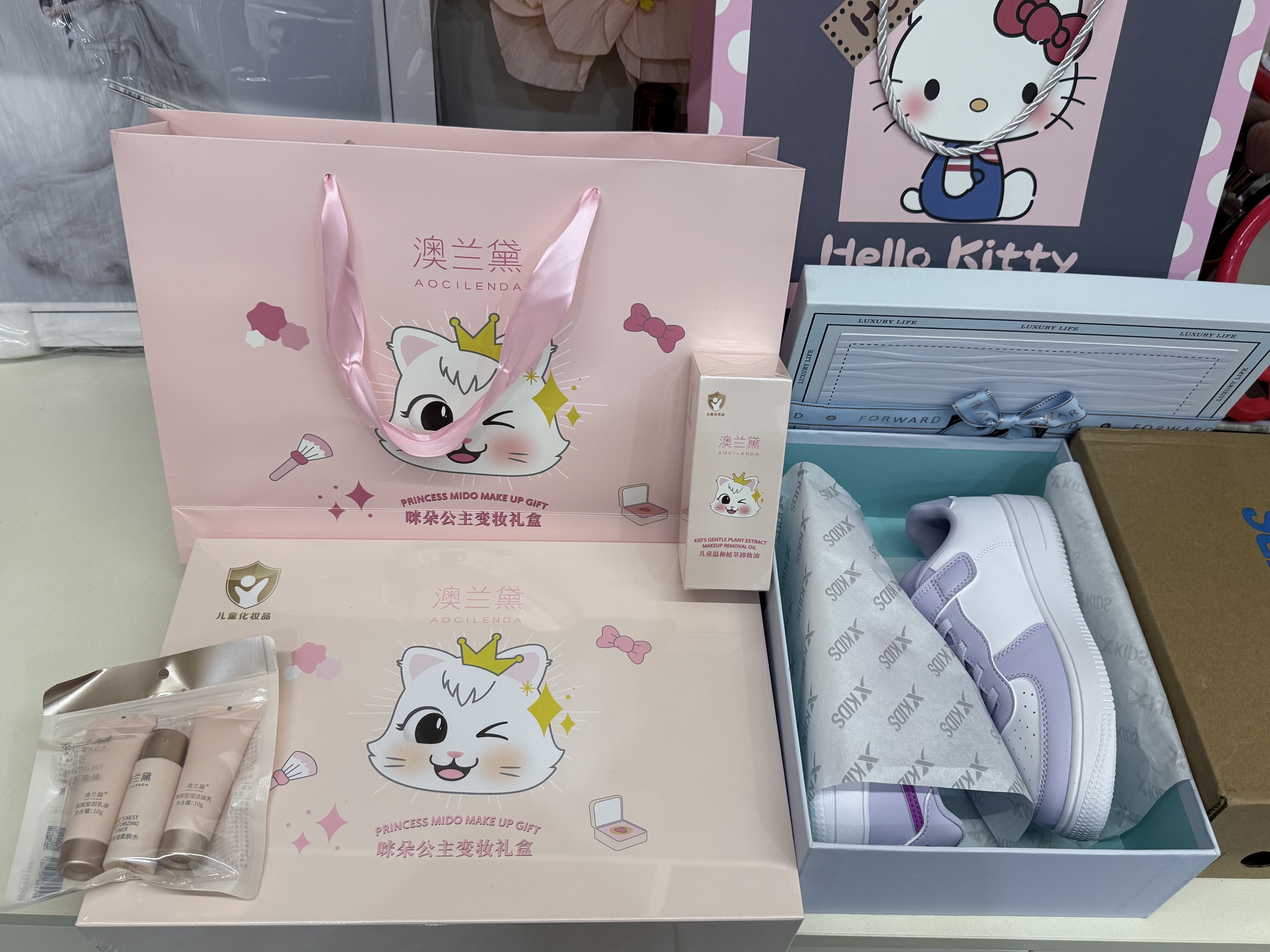 澳兰黛（AOCILENDA）儿童化妆品套装女孩指甲油眼影口红儿童节六一舞台表演彩春节 儿童变妆礼盒+护肤卸妆油 实拍图