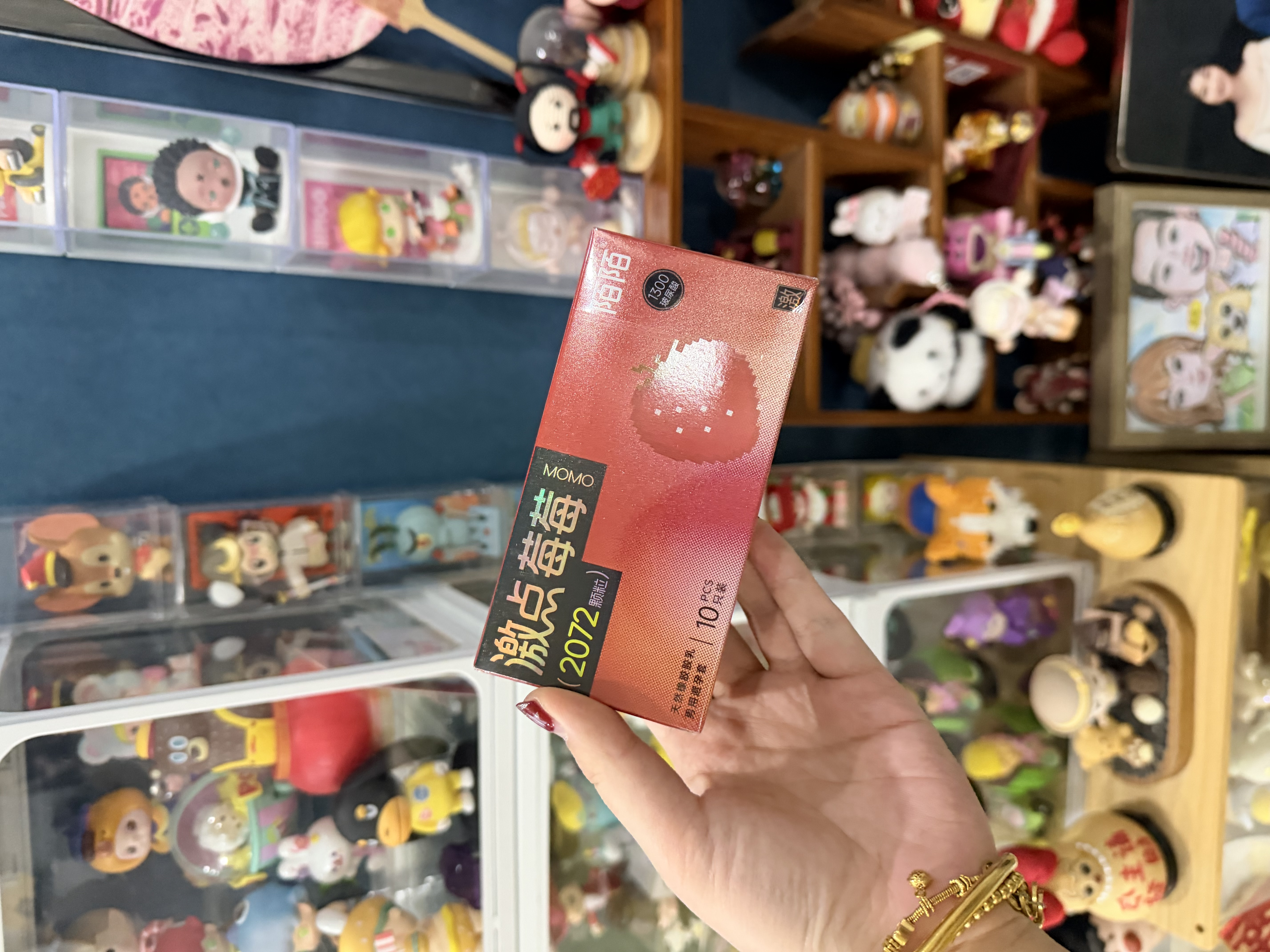 陌陌狼牙棒避孕套持久颗粒安全套草莓味计生情趣用品女性秒喷潮套10只 实拍图